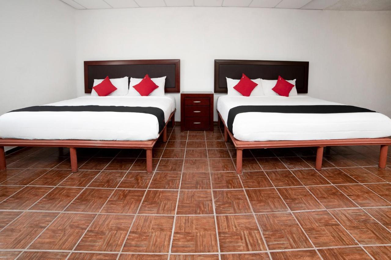 Capital O Next Yard Hotel & Suites Tequisquiapan San Luis Potosi Bagian luar foto